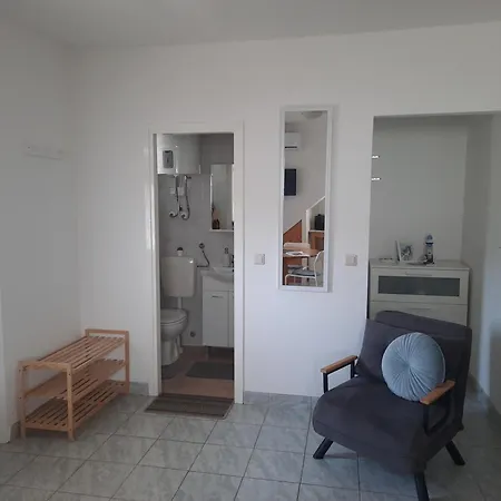 Meli Apartment *